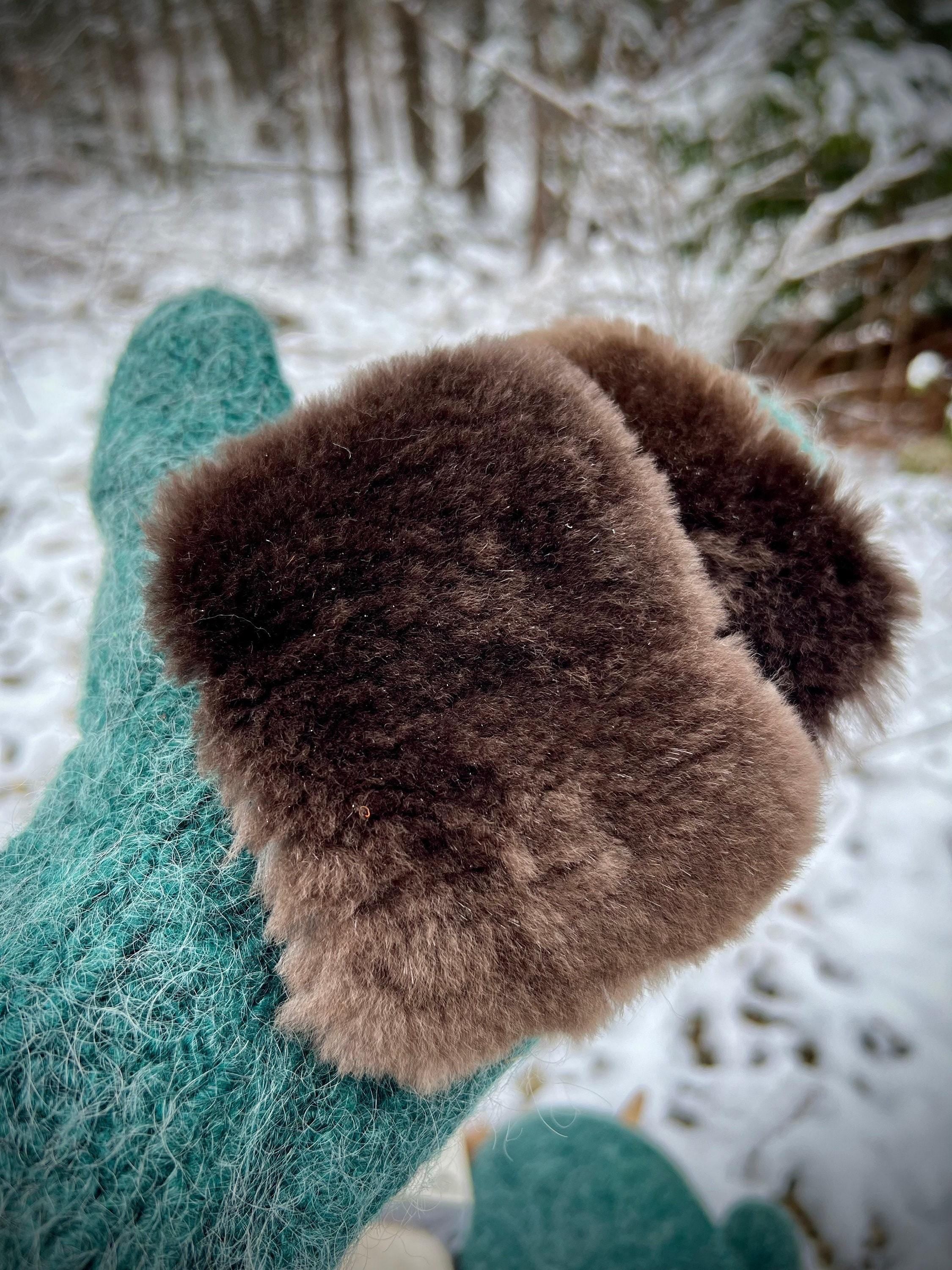 Maine Gift Set: Just a Kid from Maine Mug, Chaga Tea, Beaver Fur Hand Warmers & Maple Syrup